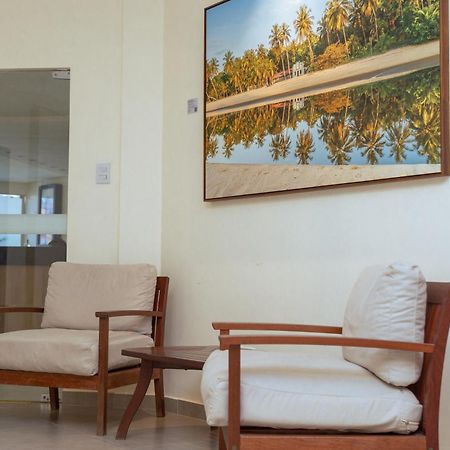 Hotel Equinocios Essential باركارينا المظهر الخارجي الصورة